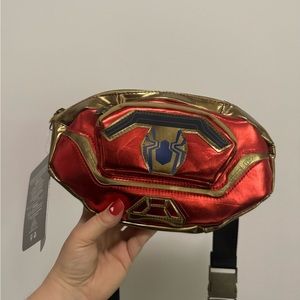 Disney spider man fanny pack iridescent, red new